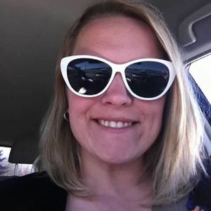 Meet your Posher, Jjennifer